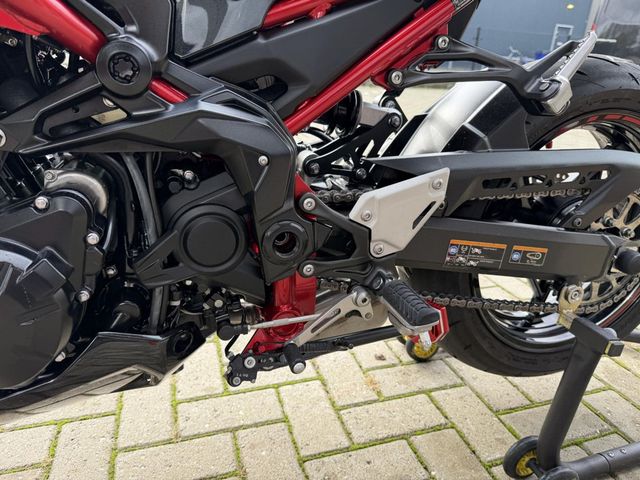 kawasaki - z900-performance