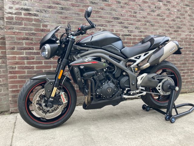 triumph - speed-triple-rs
