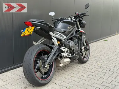 TRIUMPH STREET TRIPLE RS – foto 3
