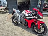 HONDA CBR 600 RR