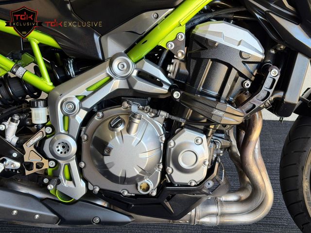 kawasaki - z900