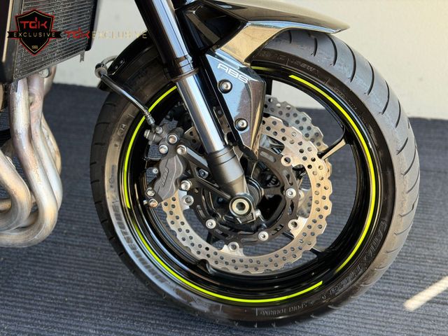 kawasaki - z900