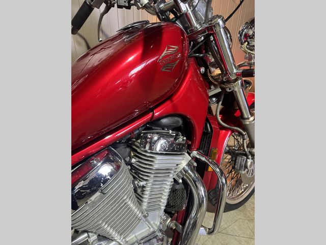 suzuki - vs-800-intruder