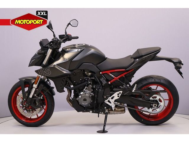 suzuki - gsx-8s