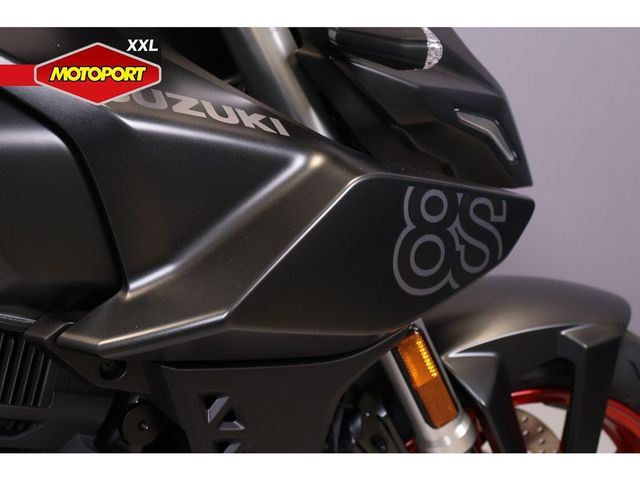 suzuki - gsx-8s