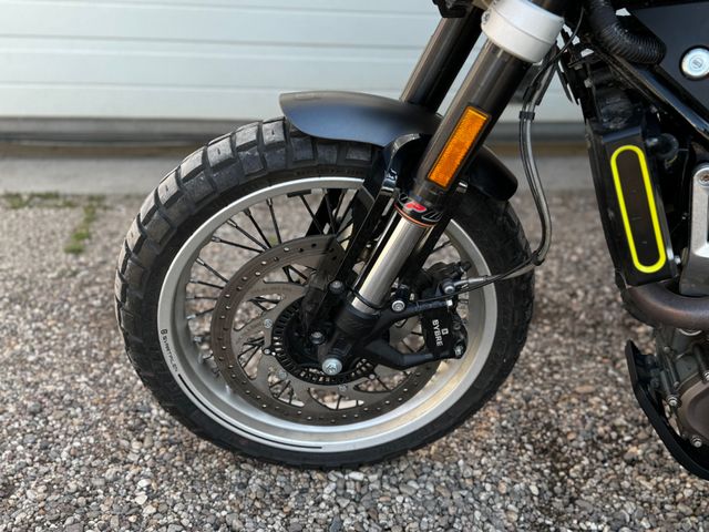 husqvarna - svartpilen-401