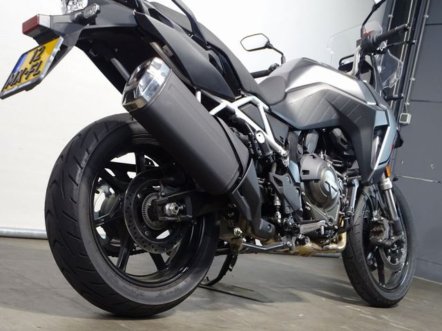 suzuki - v-strom-800