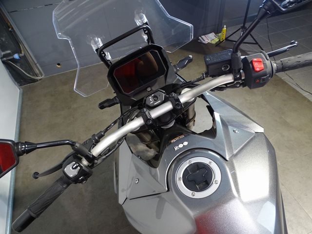suzuki - v-strom-800