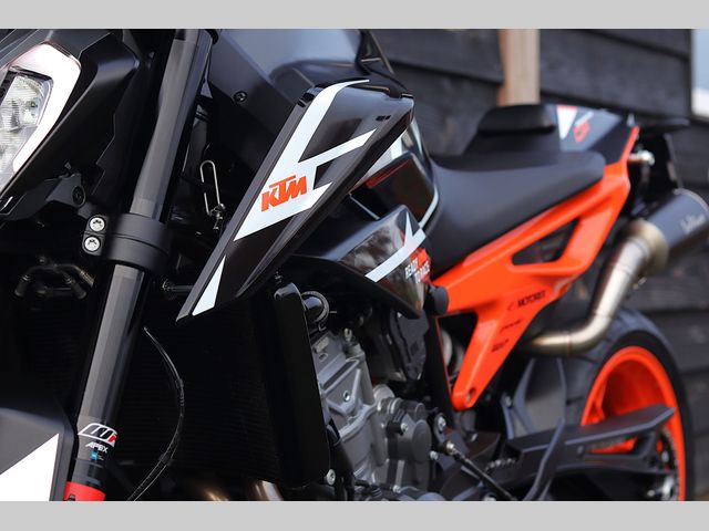 ktm - 890-duke-gp