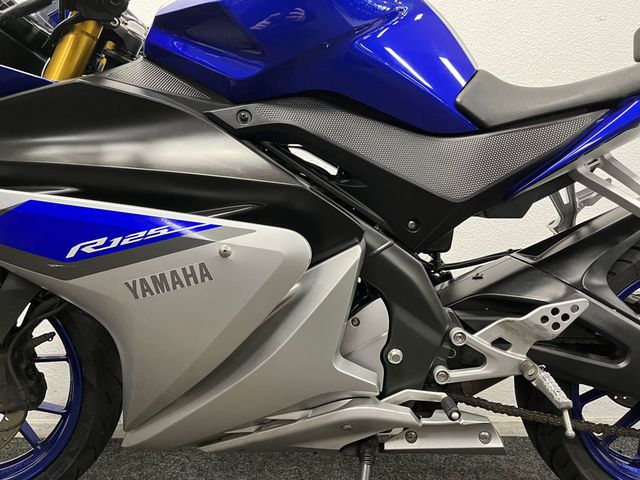 yamaha - yzf-r-125-abs