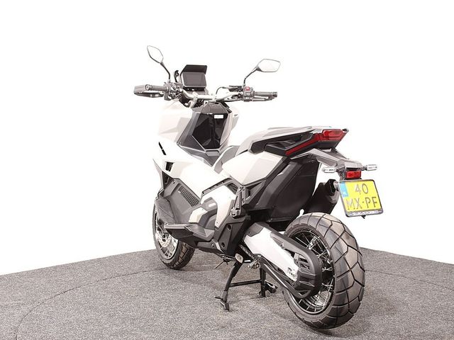 honda - x-adv