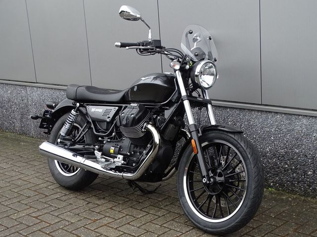 moto-guzzi - v-9-roamer