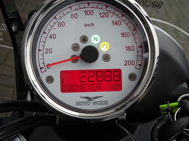 moto-guzzi - v-9-roamer