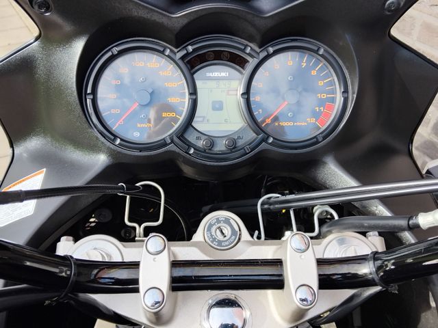 suzuki - v-strom-dl-650-abs