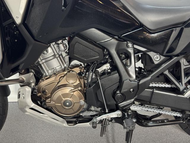 honda - crf-1100-l-africa-twin-adventure-sports