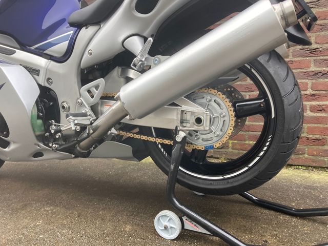 suzuki - gsx-r-1300-hayabusa
