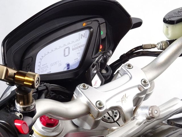 mv-agusta - brutale-800-rr