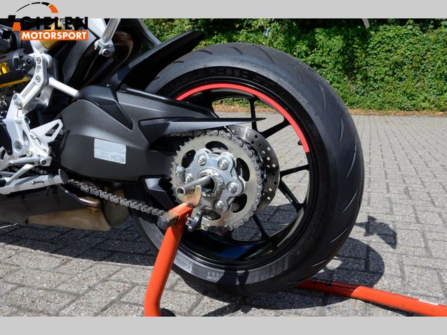 ducati - streetfighter-v2