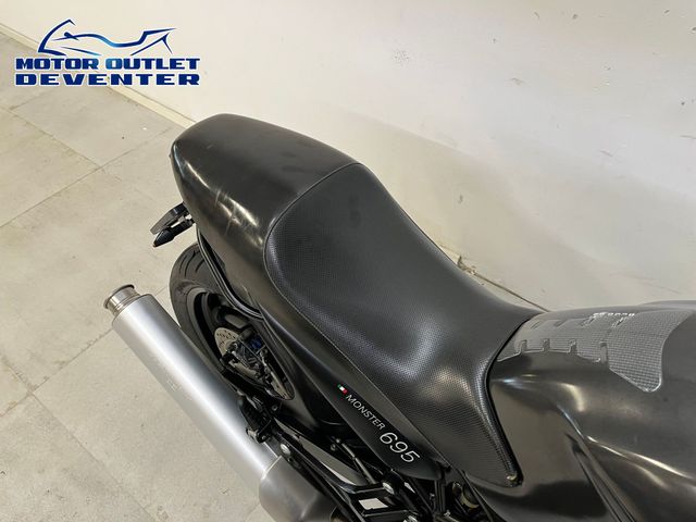 ducati - m-695