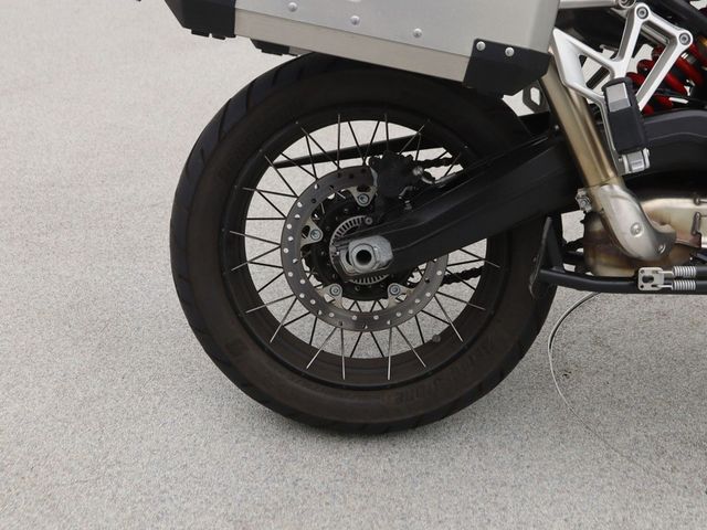 bmw - f-900-gs-adventure