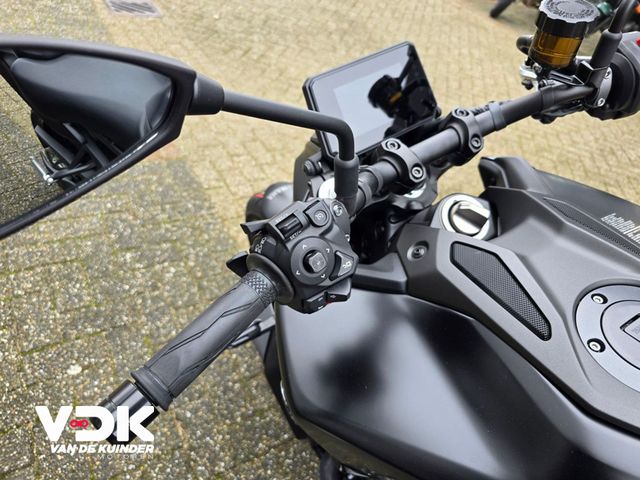 yamaha - mt-09-y-amt