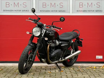TRIUMPH STREET TWIN – foto 3