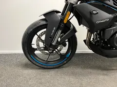 Cfmoto 450 NK 2026 nieuw – foto 20 van 27