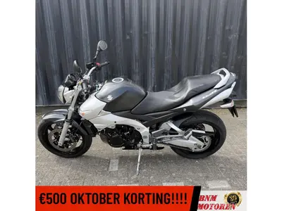 SUZUKI GSR 600 – foto 2