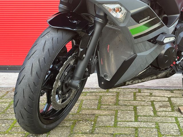 kawasaki - ninja-650