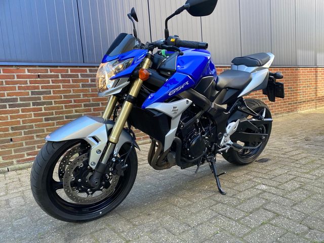 suzuki - gsr-750-a