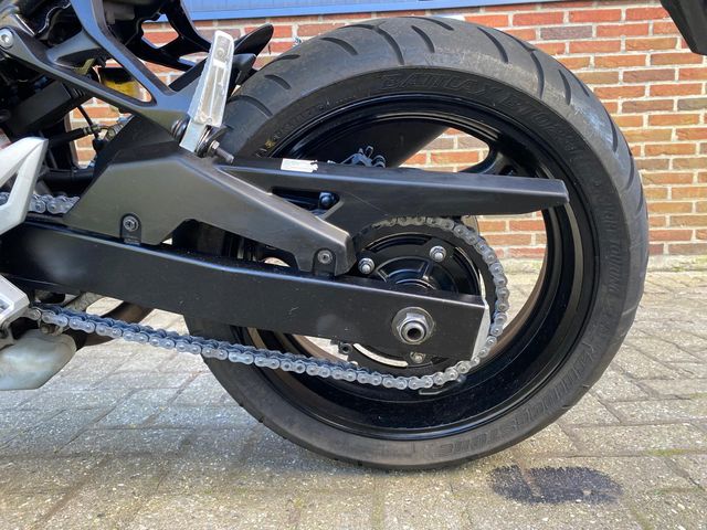 suzuki - gsr-750-a