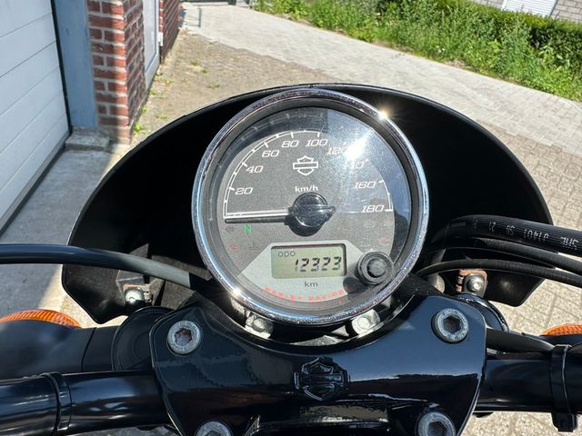 harley-davidson - street-750