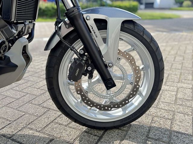 honda - nc-750-x-dct