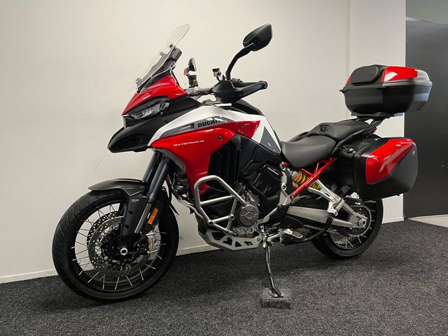 ducati - multistrada-v4-s