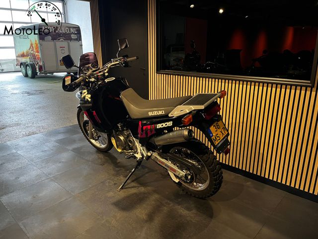 suzuki - dr-800-s