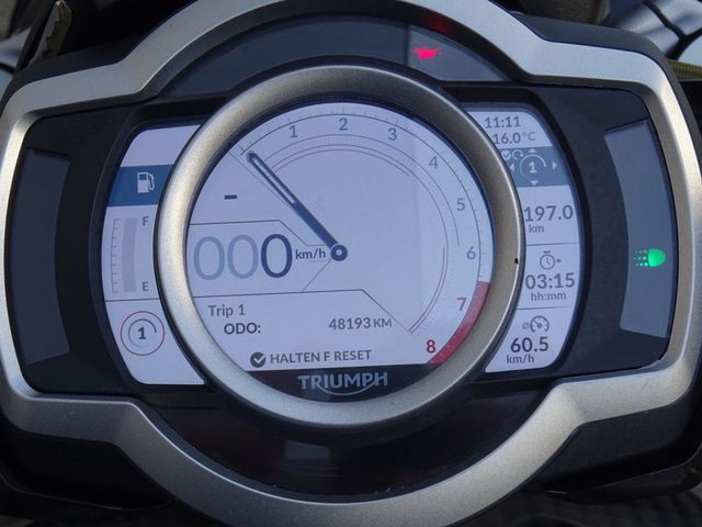 triumph - rocket-3-gt