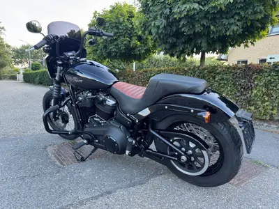 HARLEY-DAVIDSON SOFTAIL STREET BOB – foto 2