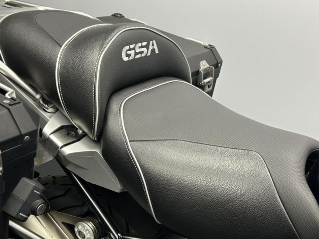 bmw - r-1250-gs-adventure