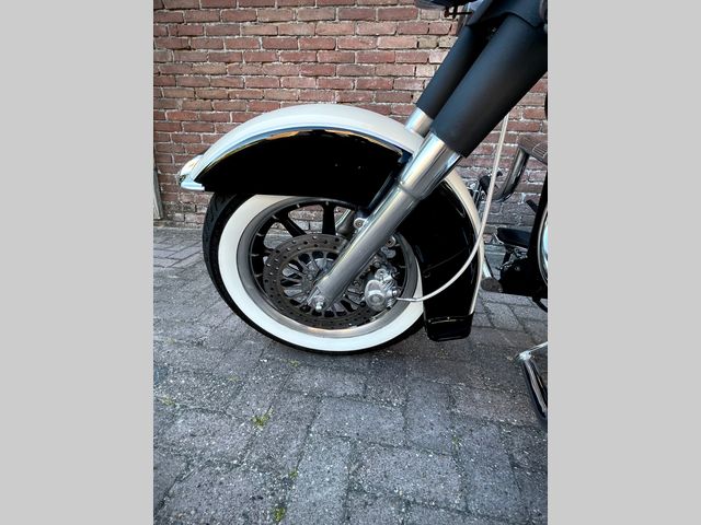 harley-davidson - heritage-classic