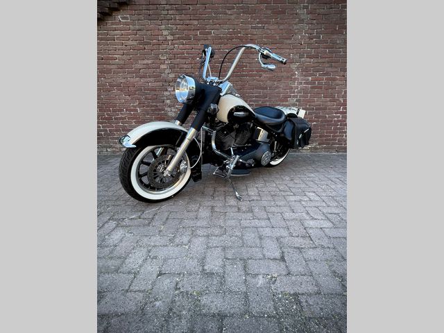 harley-davidson - heritage-classic