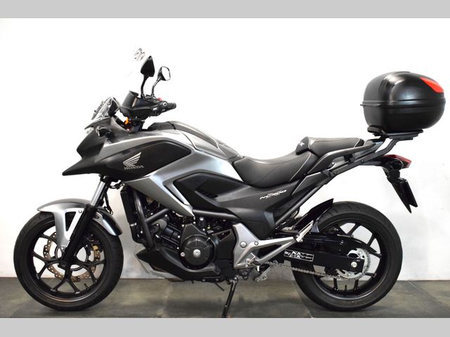 honda - nc-700-x-dct