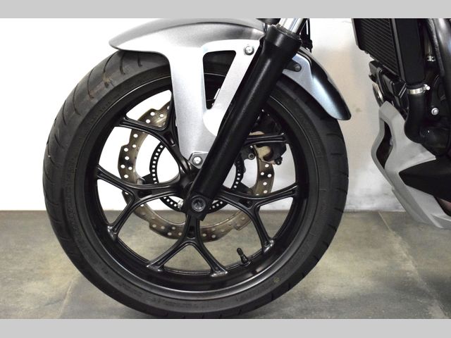 honda - nc-700-x-dct