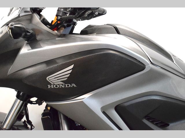 honda - nc-700-x-dct