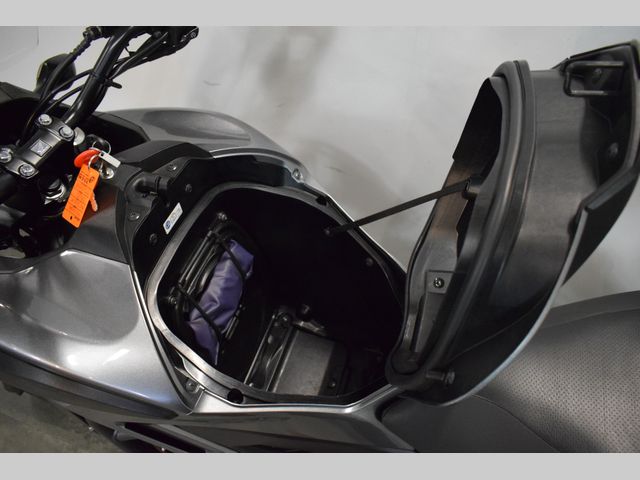 honda - nc-700-x-dct