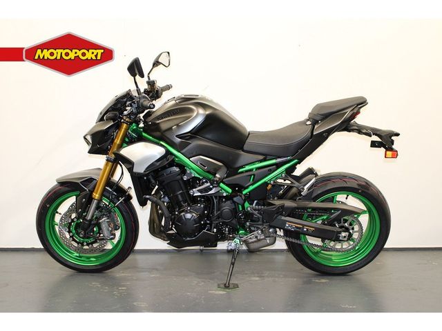 kawasaki - z900