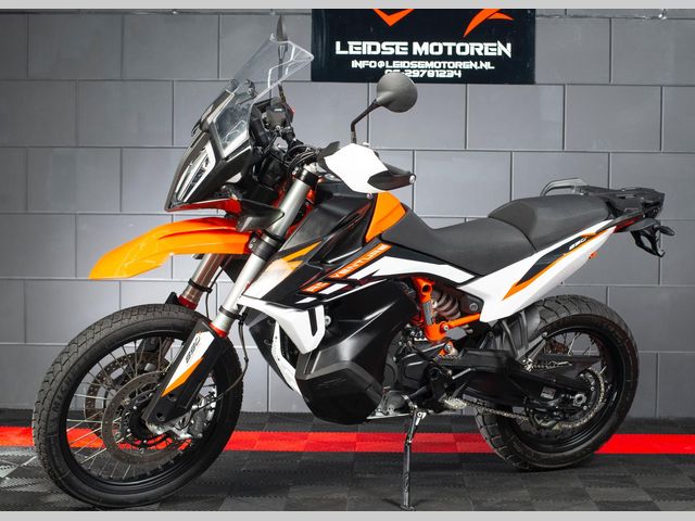 ktm - 890-adventure-r