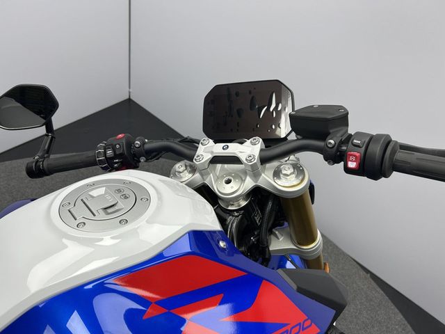 bmw - f-900-r