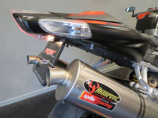 aprilia - tuono-1000-r