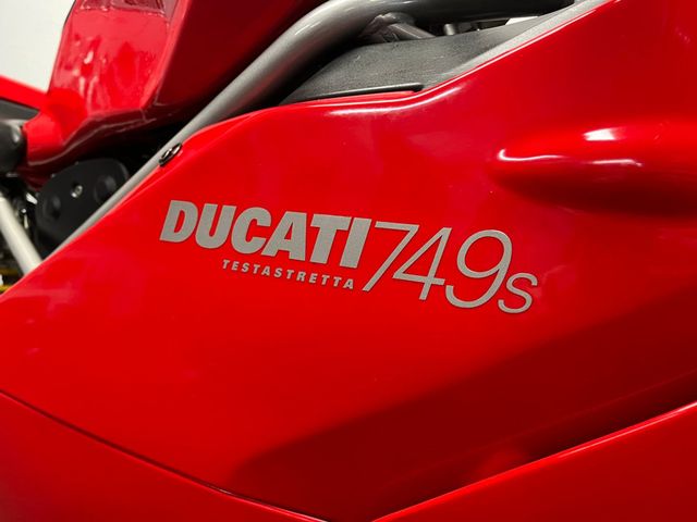 ducati - 749-s