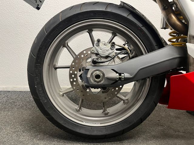 ducati - 749-s